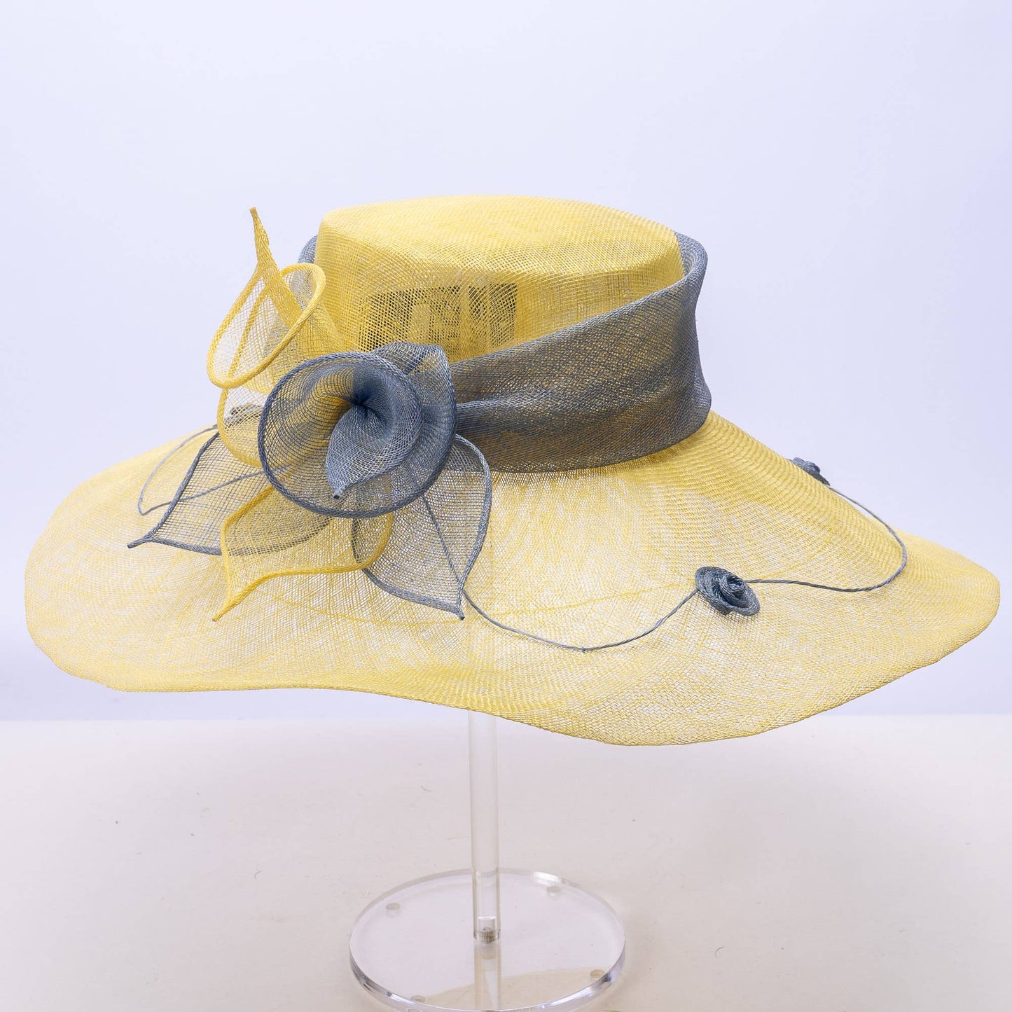 117138 | Two tone Callalily Adorned Wide Soft Sinamay Hats
