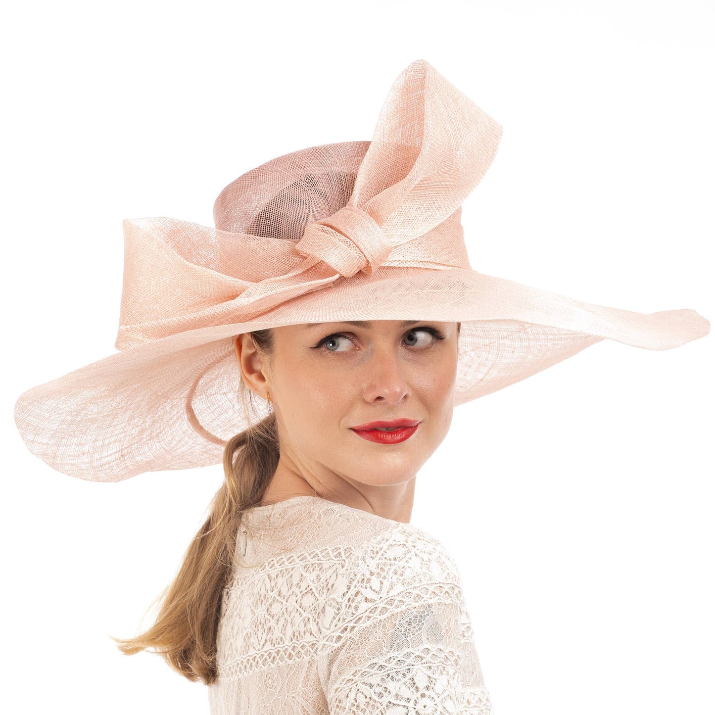 5716C | Comb Fascinator Cocktail