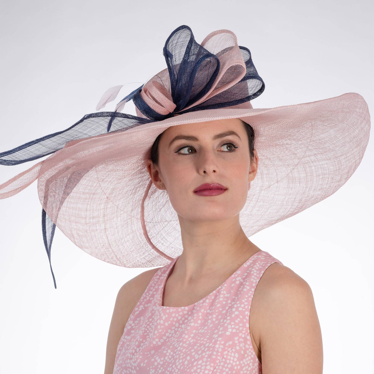119048 | Long Bow Wide Brim Floppy Sinamay Hat