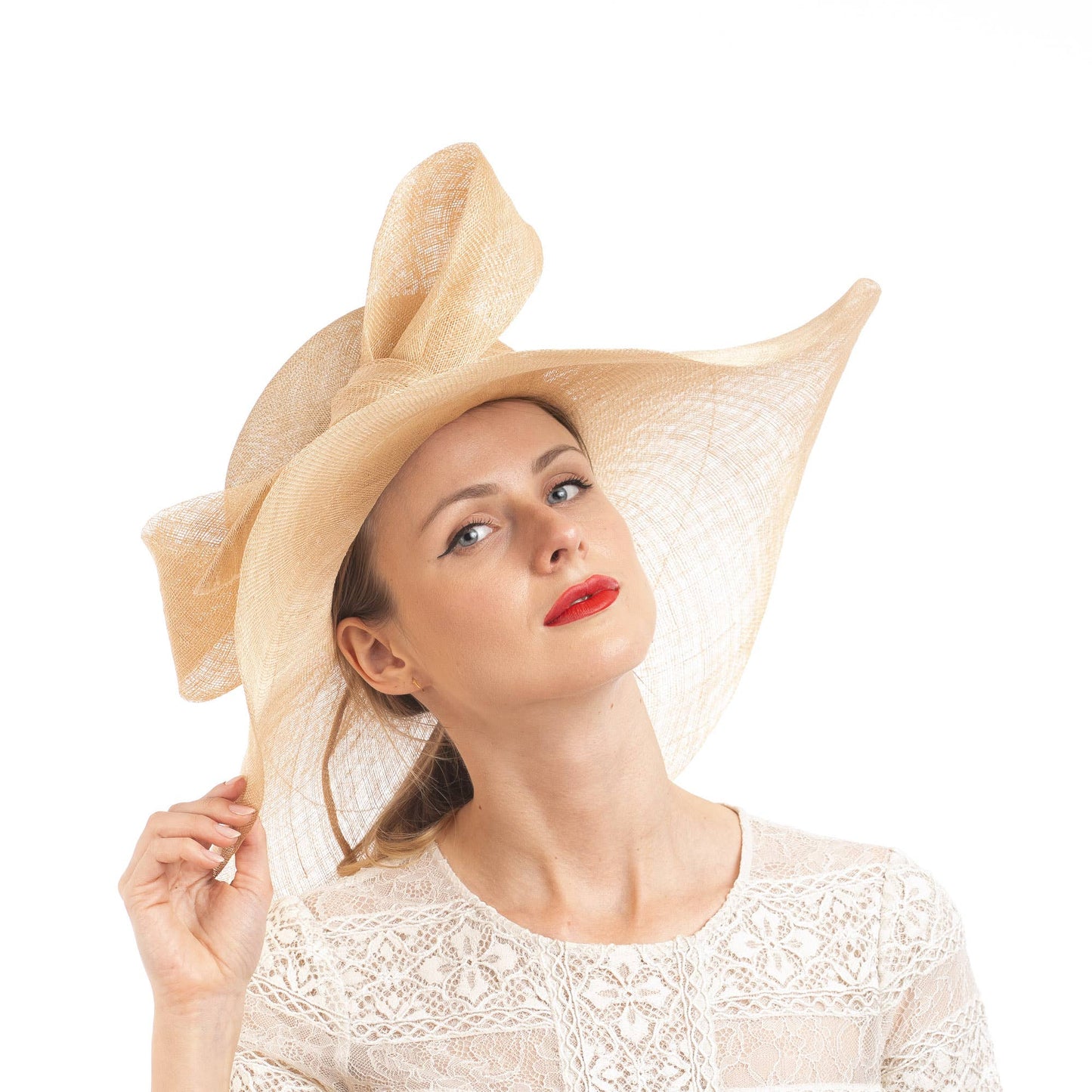 5716C | Comb Fascinator Cocktail