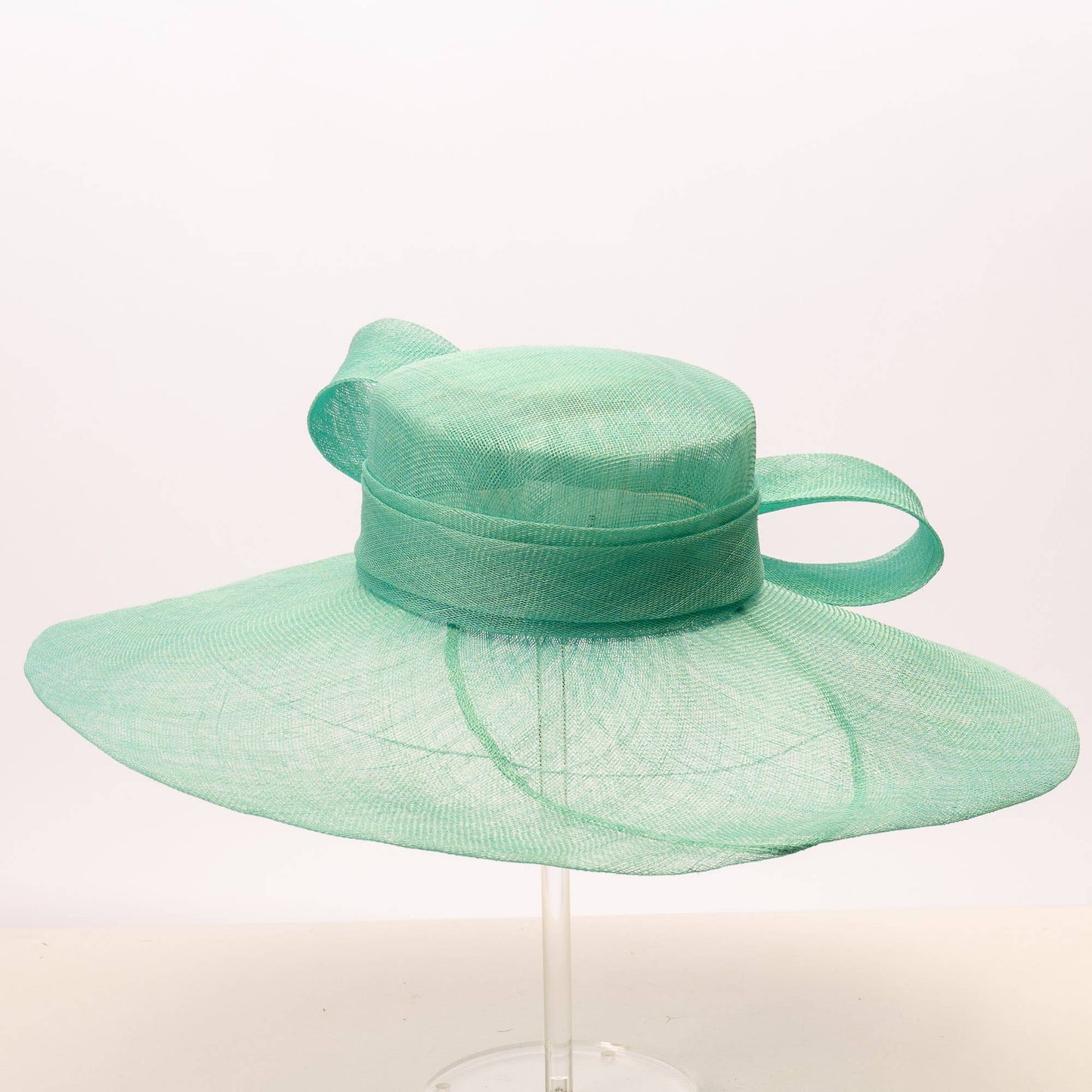 5716C | Comb Fascinator Cocktail