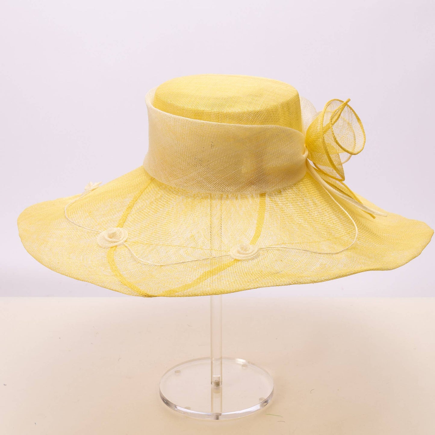 117138 | Two tone Callalily Adorned Wide Soft Sinamay Hats