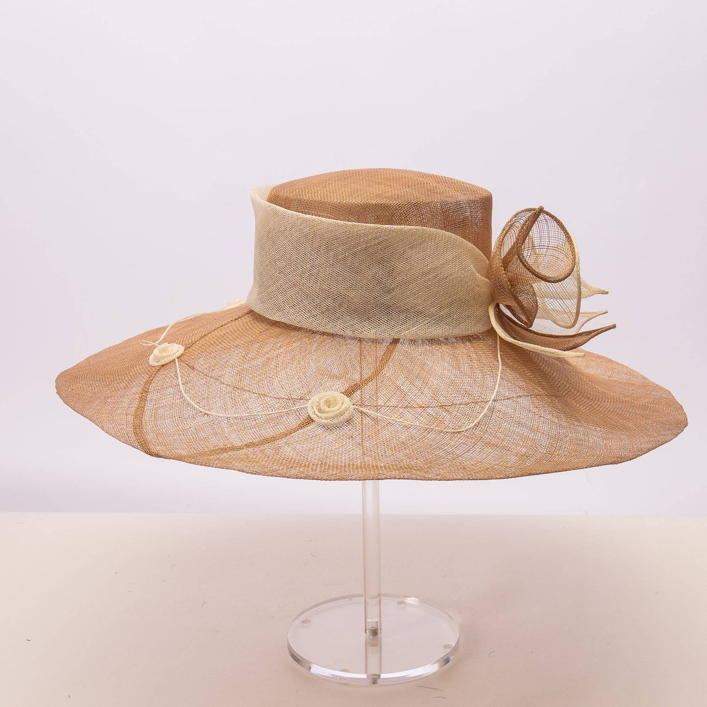 117138 | Two tone Callalily Adorned Wide Soft Sinamay Hats
