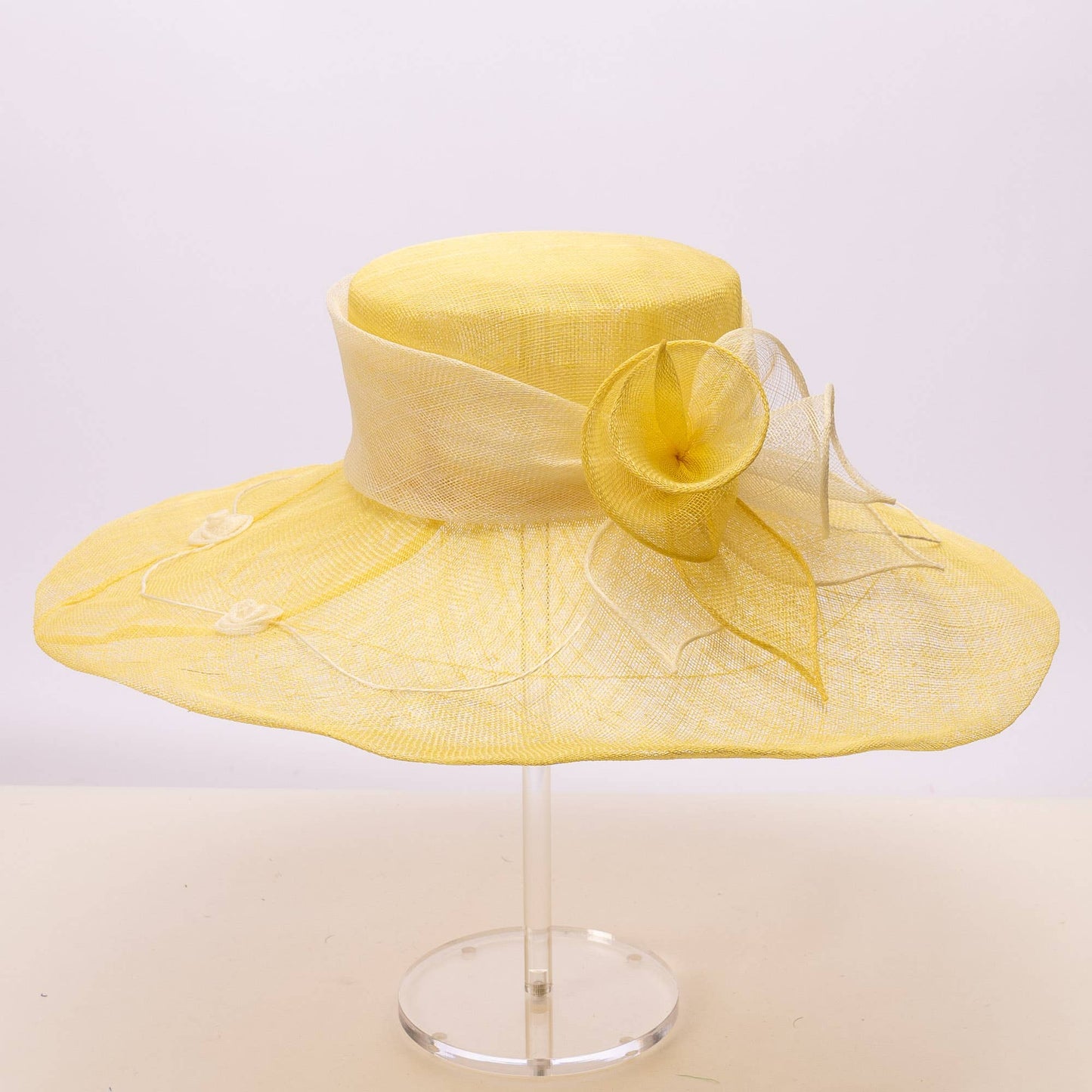 117138 | Two tone Callalily Adorned Wide Soft Sinamay Hats