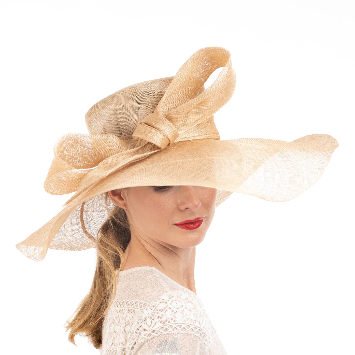 5716C | Comb Fascinator Cocktail